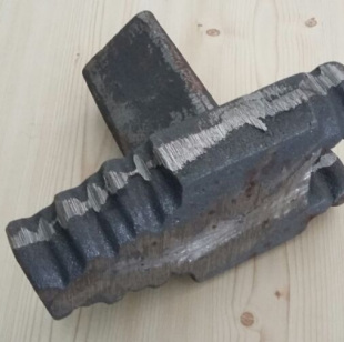 Kovadlinka podkovářská