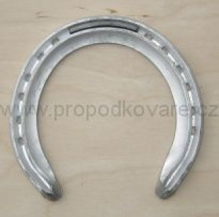 Podkova hliníková bez čep.