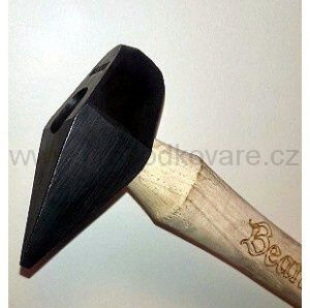 Kladivo znamenací STEVEN BEANE